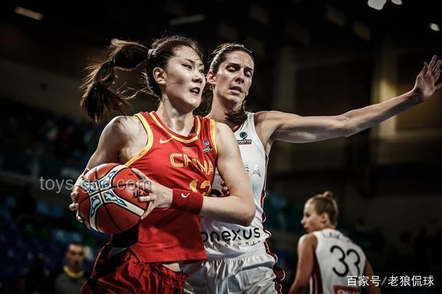 中国女篮67分大胜波黑，双杀对手彰显实力